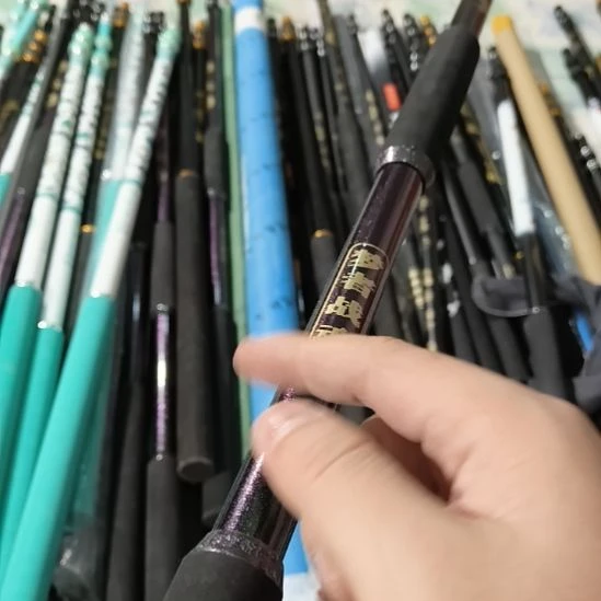 变色龙抄网杆全新2.1米