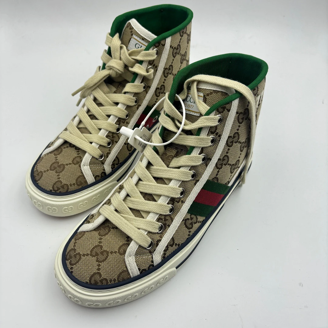 全新未使用 GUCCI/古驰 /35码/鞋盒防尘袋