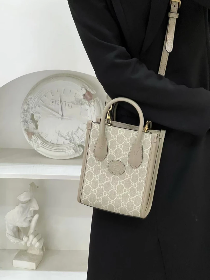 99新 GUCCI/古驰 gucci 琴谱mini 燕麦色/优品