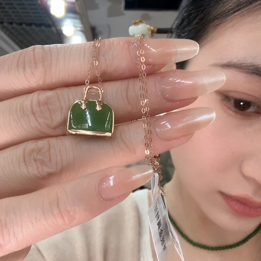 和田玉颈饰22K金镶嵌