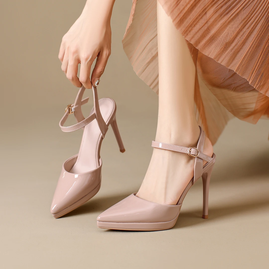 一字带法式包头凉鞋女夏季外穿2025新款防水台细跟裸色气质高跟鞋