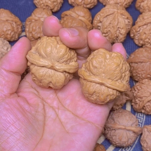 【闪购商品】文玩核桃吊坠笑*蛙蛙43