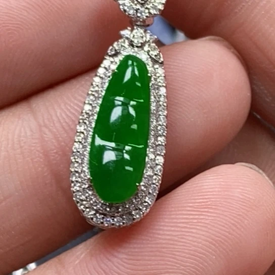 翡翠18K金镶嵌吊坠(赠链)吊坠