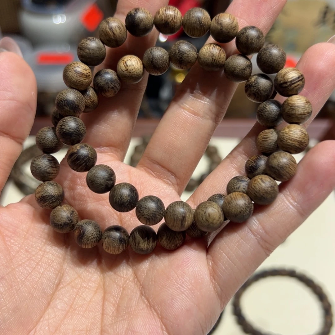 沉香手串正区文莱八分沉手串