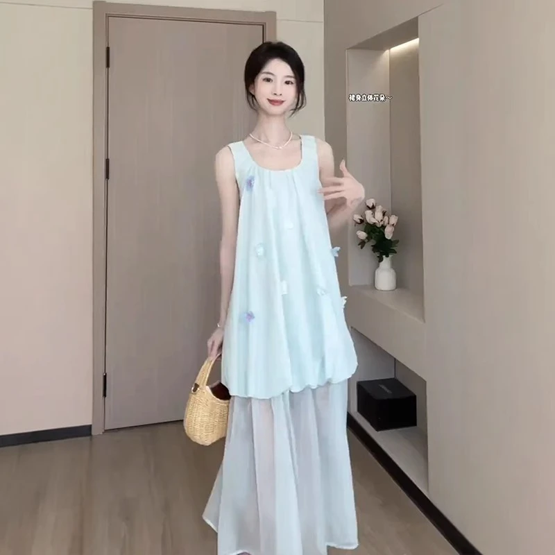 法式度假风蓝色花朵吊带连衣裙女夏季设计感网纱拼接宽松背心长裙