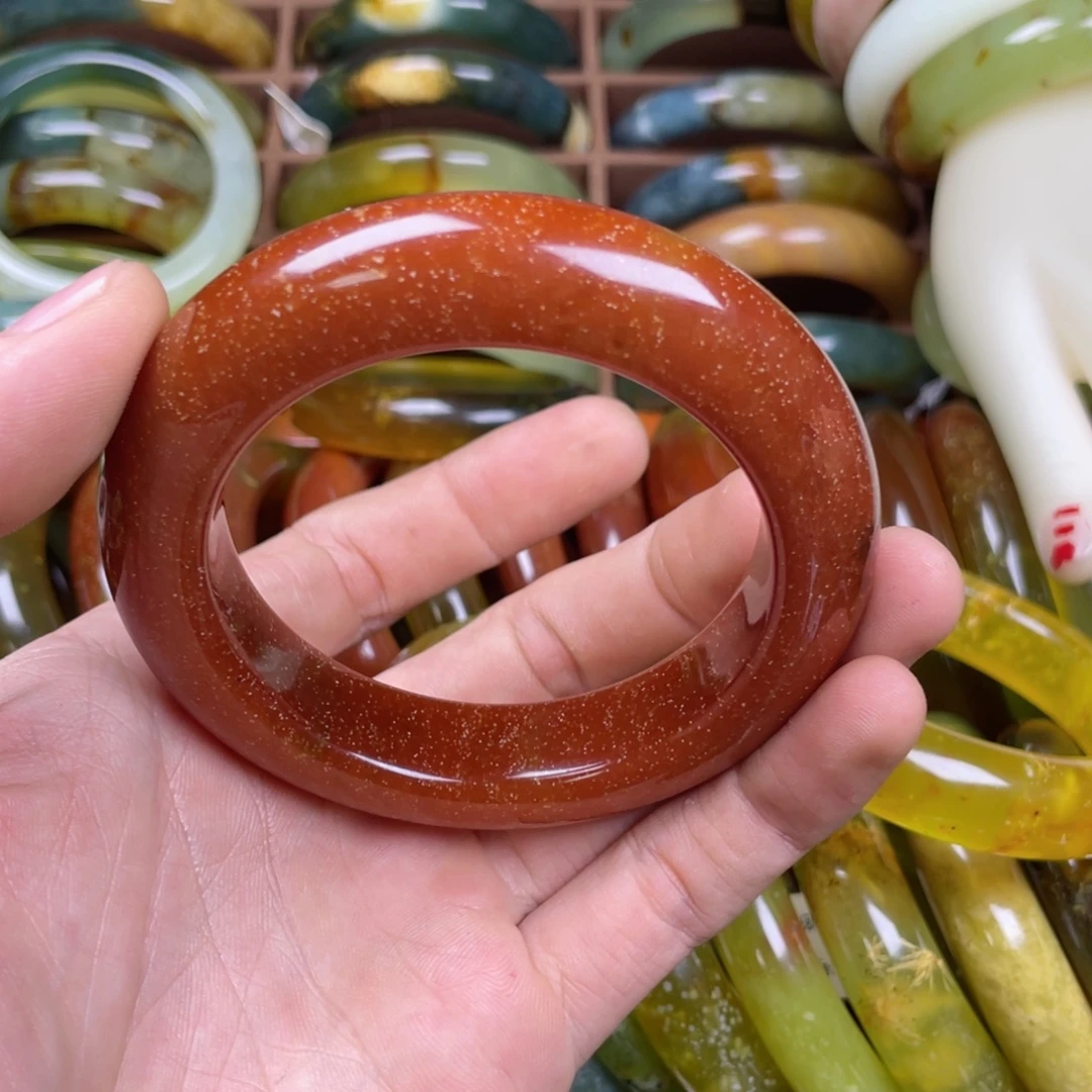 淼***鑫蛇纹石玉未镶嵌手镯