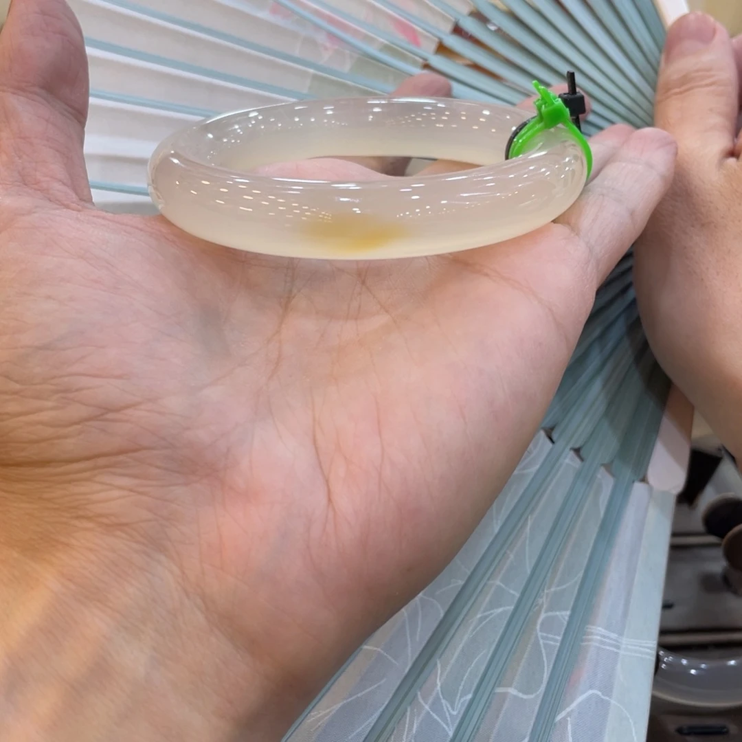 玛瑙/玉髓手镯未镶嵌E*a