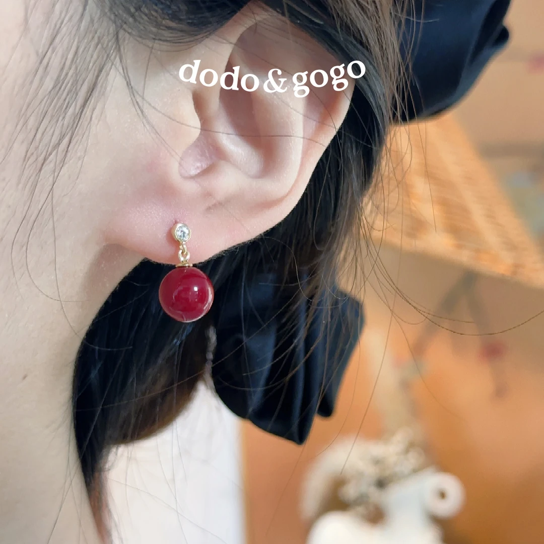 DODOGOGO 合金合成锆石耳饰 百搭红珠耳钉气质轻奢时尚复古耳环女