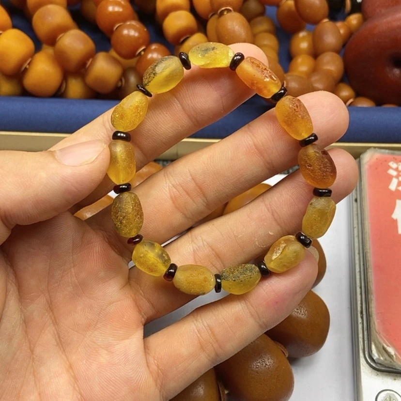 【闪购商品】裸石琥珀未镶嵌海飘