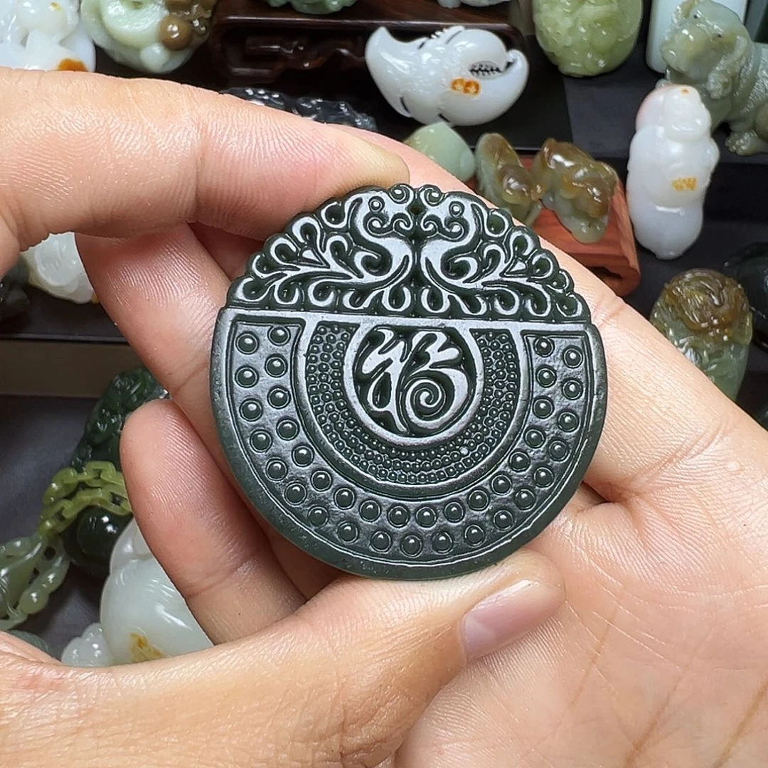 和田玉未镶嵌挂件