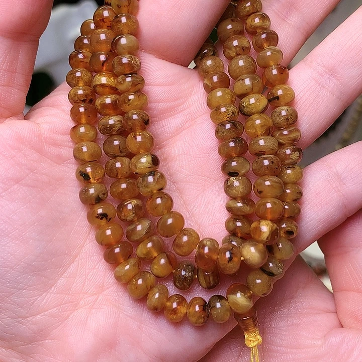 琥珀未镶嵌裸石抚顺琥珀7-683