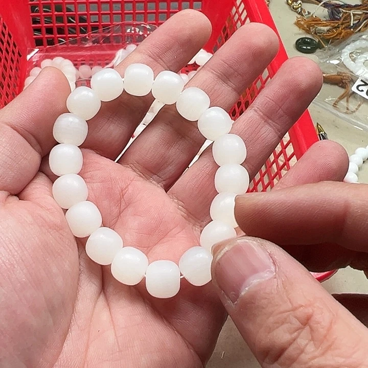 白玉菩提吊坠玉化4784