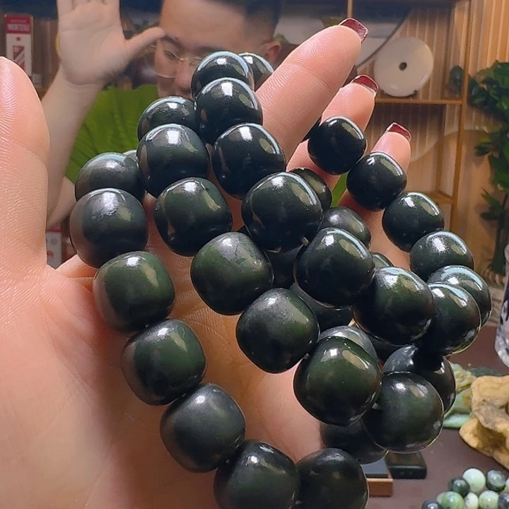 和田玉手串未镶嵌