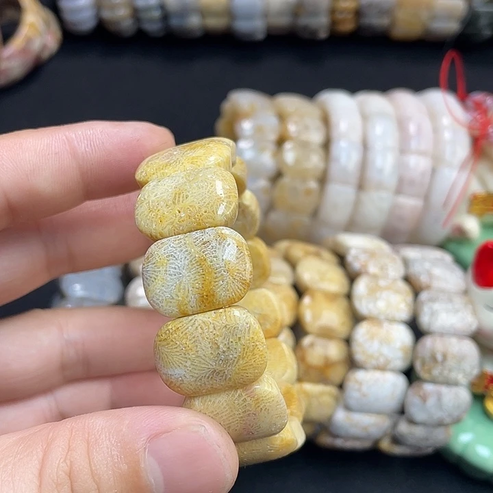 硅化珊瑚（珊瑚玉）手镯未镶嵌