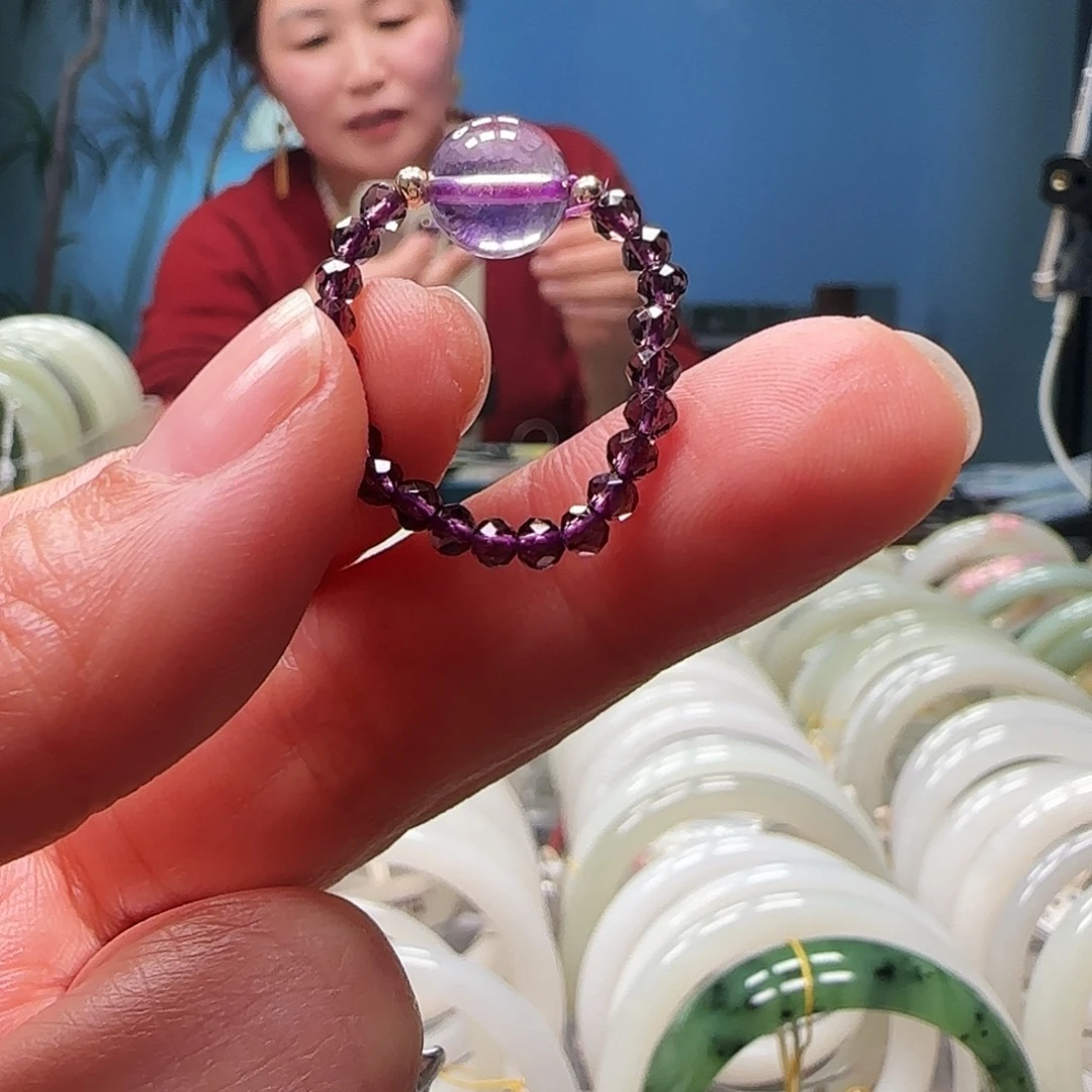 和田玉未镶嵌耳饰