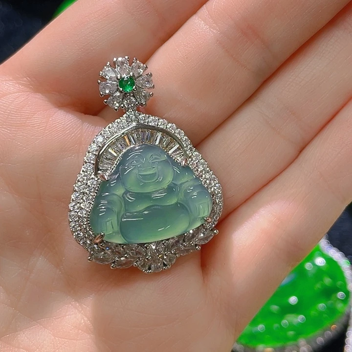 翡翠颈饰未镶嵌1，