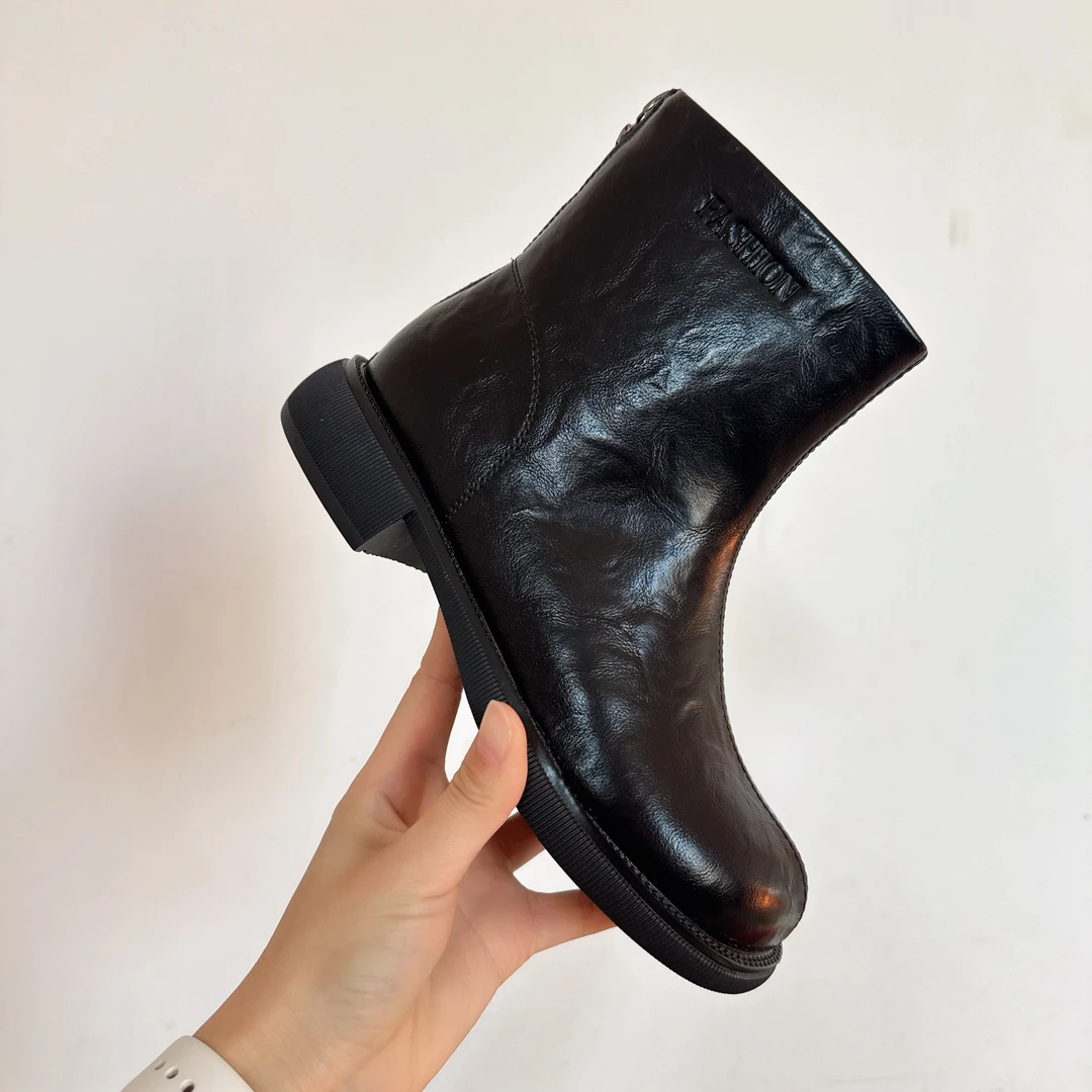 【翘颜品牌】2025时尚新款秋冬休闲舒适保暖马丁靴2510