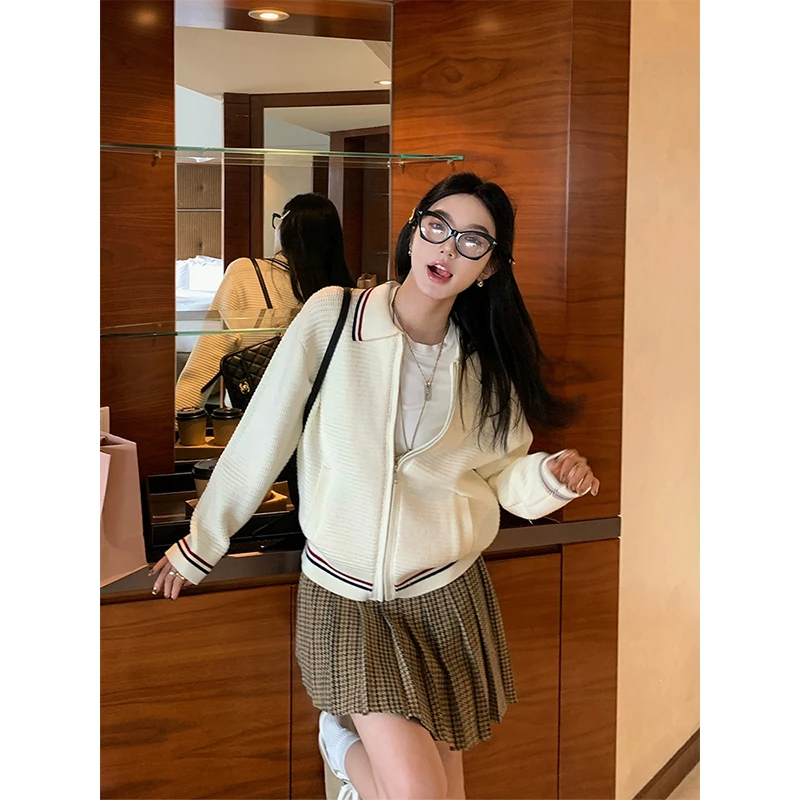 学院感撞色针织开衫拉链外套女秋季新款软糯休闲显瘦翻领长袖上衣