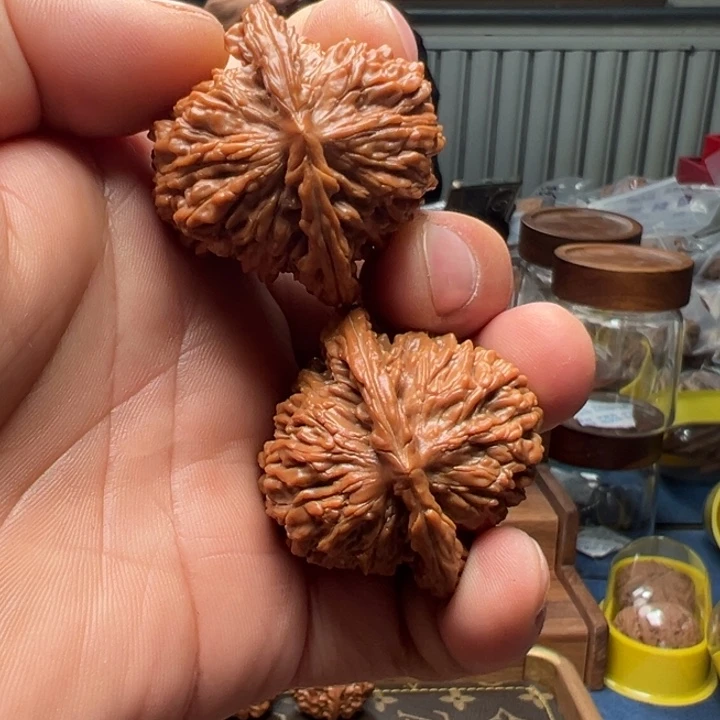 把件文玩核桃四座楼狮子头