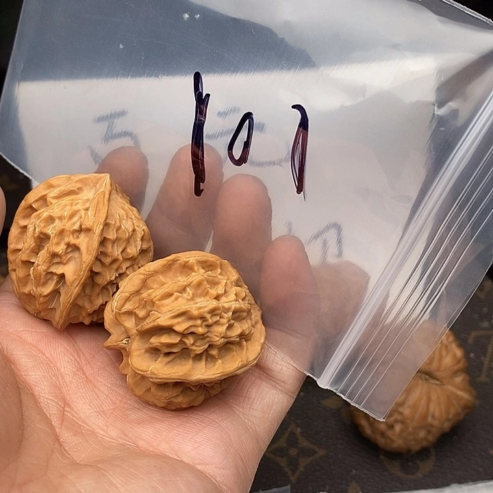 吊坠文玩核桃W368386846496496