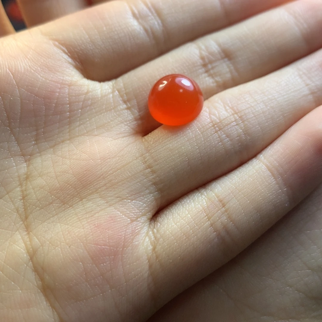 未镶嵌冰红戒面南红玛瑙