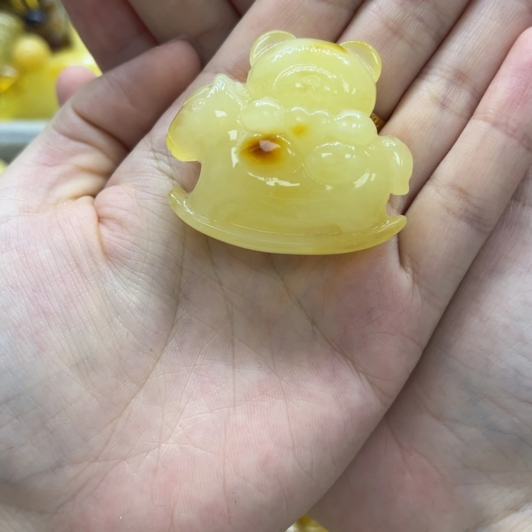 未镶嵌琥珀裸石天然琥珀14.3g木马熊