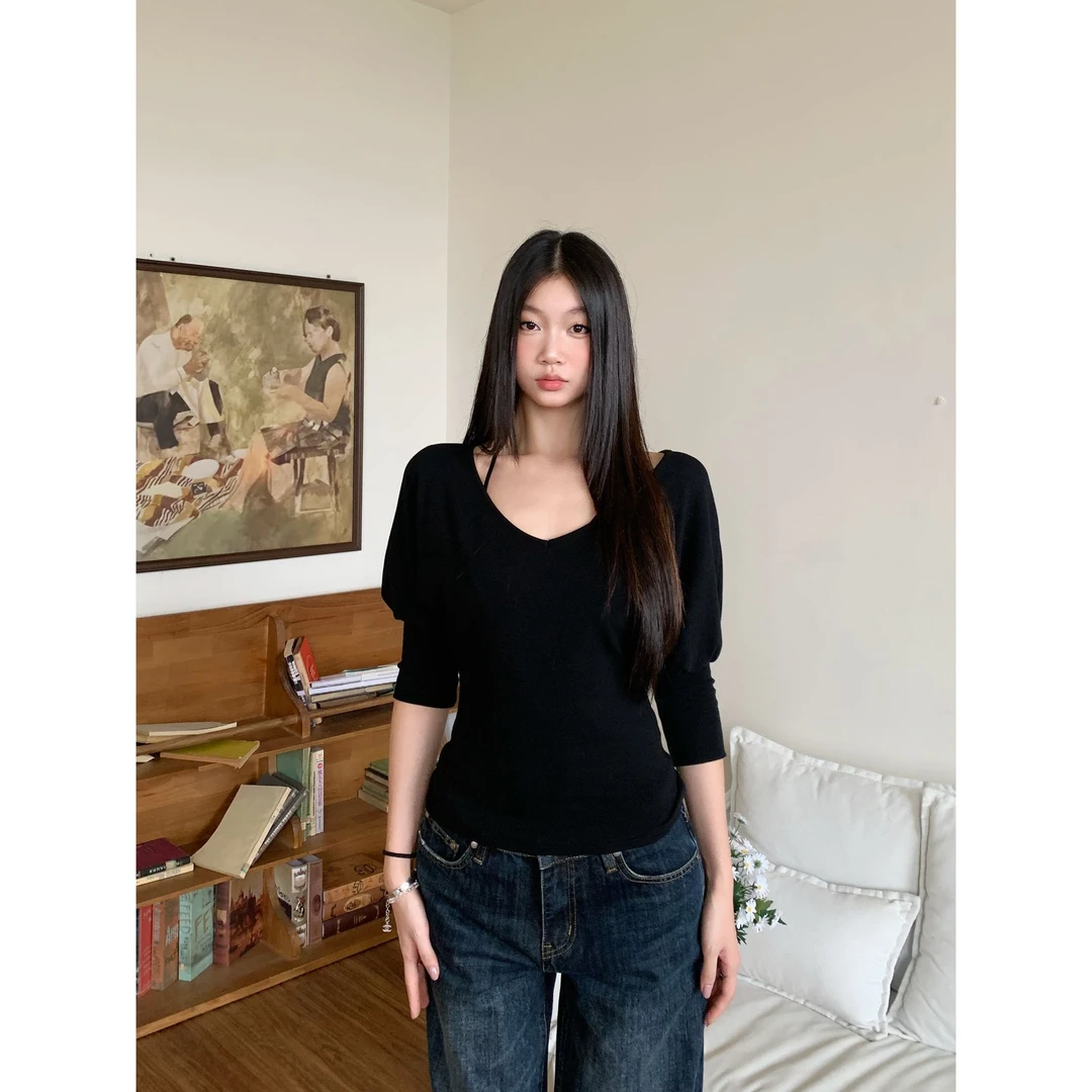 withmin凉皮 循环热恋 早秋V领七分袖辣妹收腰小众设计T恤2523781
