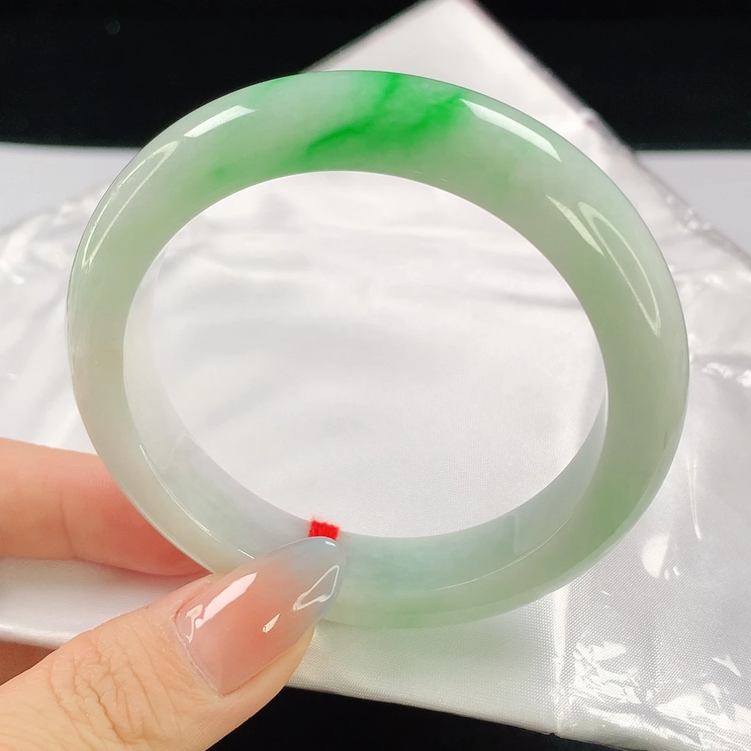翡翠手镯未镶嵌150翡翠