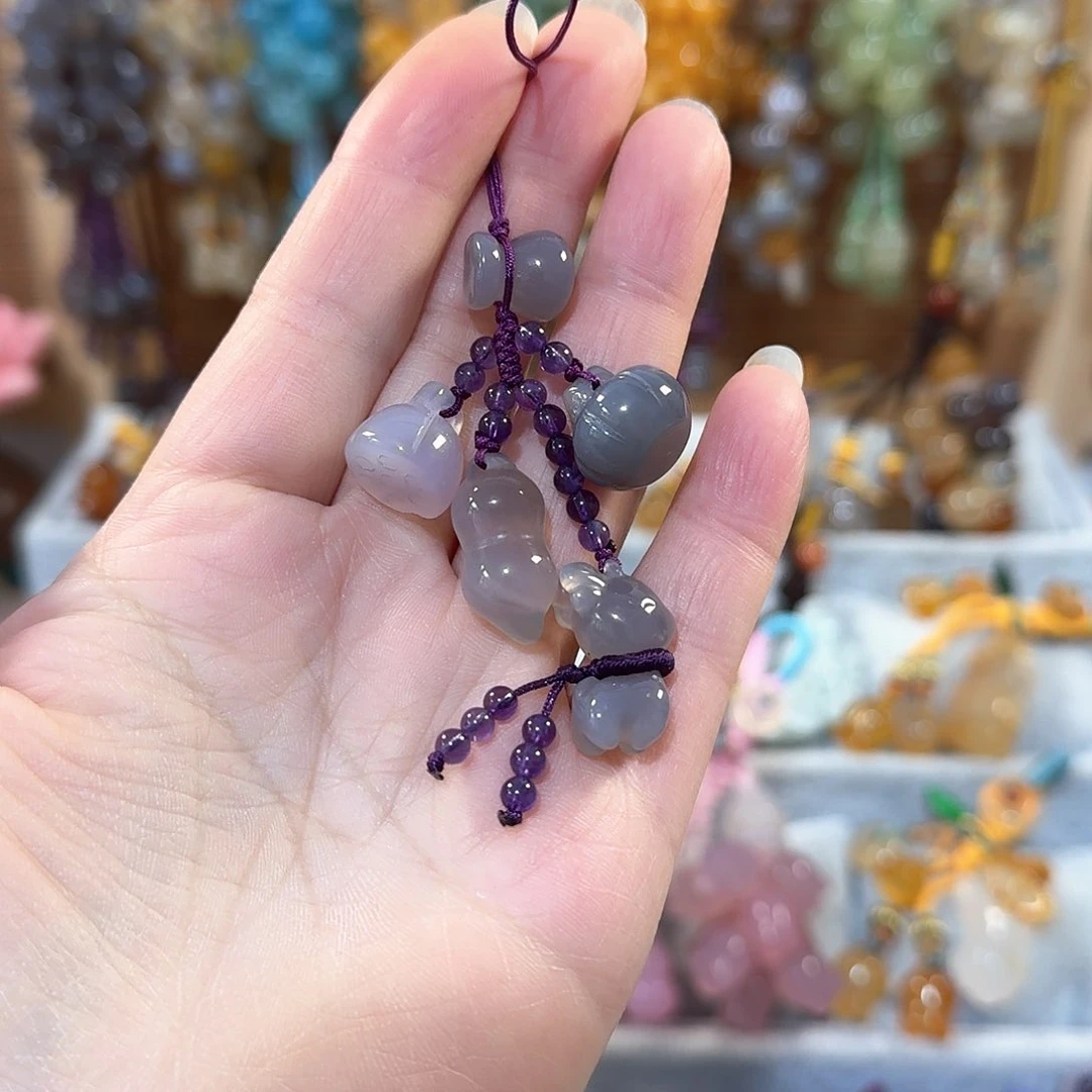 玛瑙/玉髓小挂件未镶嵌