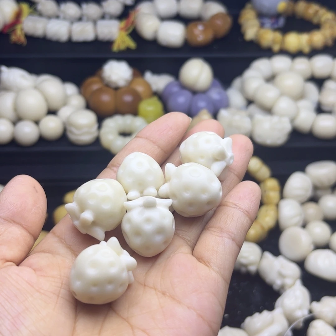 吊坠菩提根/象牙果