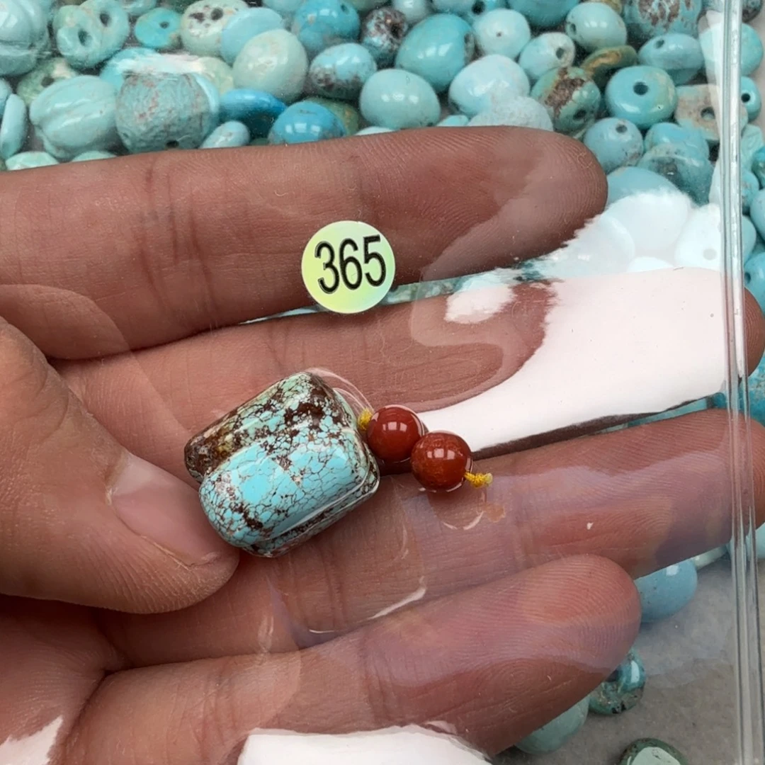 天***涯南红玛瑙未镶嵌珠宝奇石