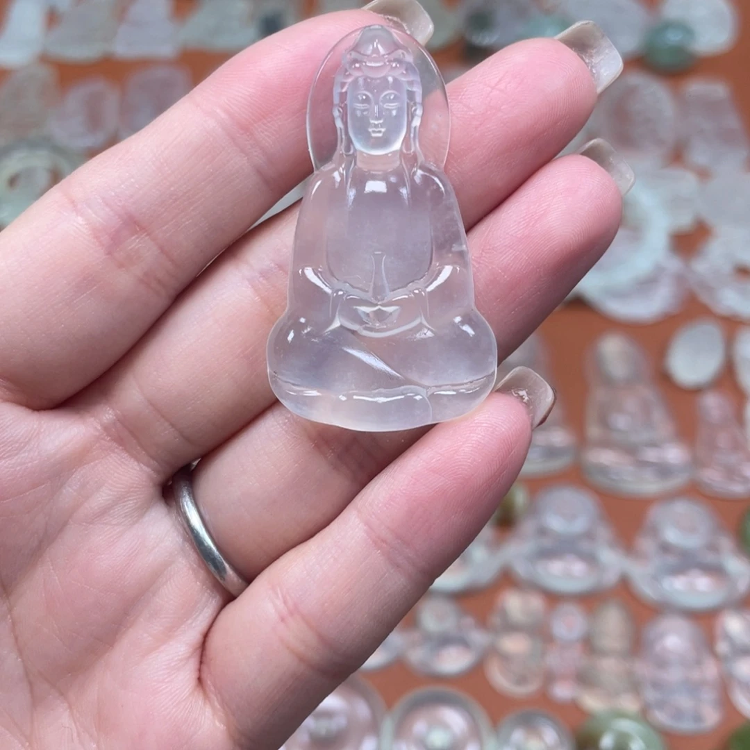 乖***宝蛇纹石玉未镶嵌颈饰
