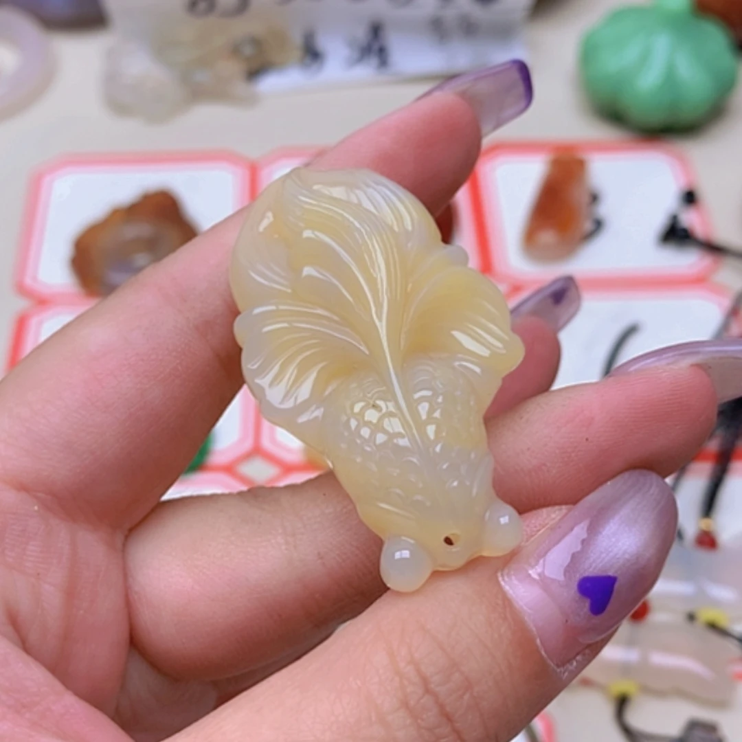 【闪购商品】玛瑙/玉髓未镶嵌珠宝半成品孤**罪