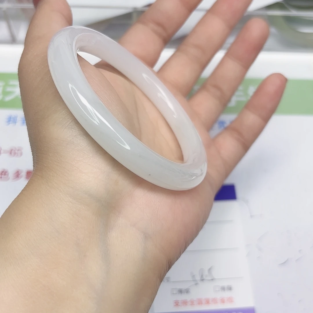 石英质玉未镶嵌手镯19/5859