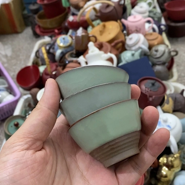 陶瓷艺术品及陶瓷壶壶