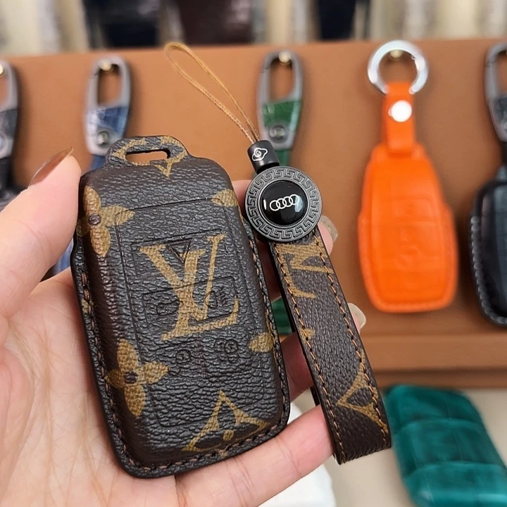 廾***£路虎定制棕色老花钥匙套配手绳