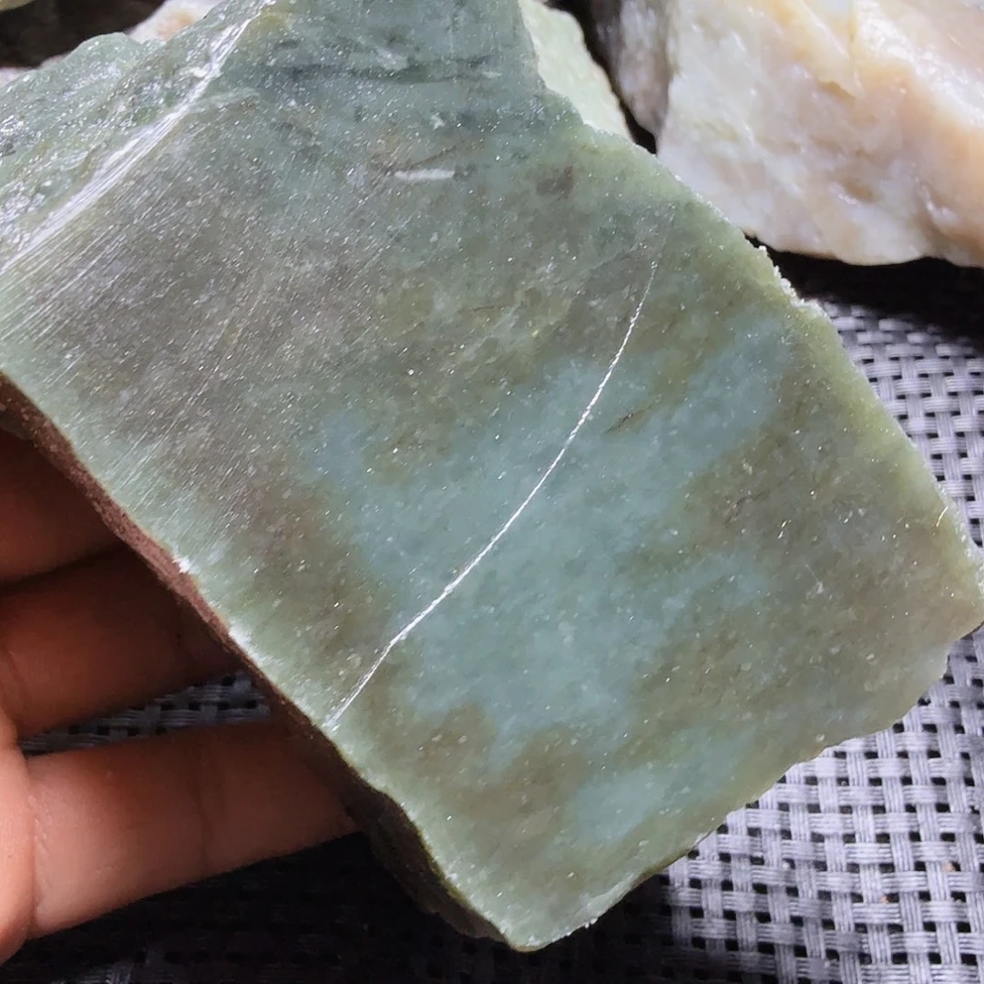 和田玉（糖玉）未镶嵌珠宝半成品