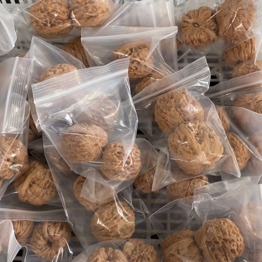 文玩核桃吊坠门墩有瑕疵团购