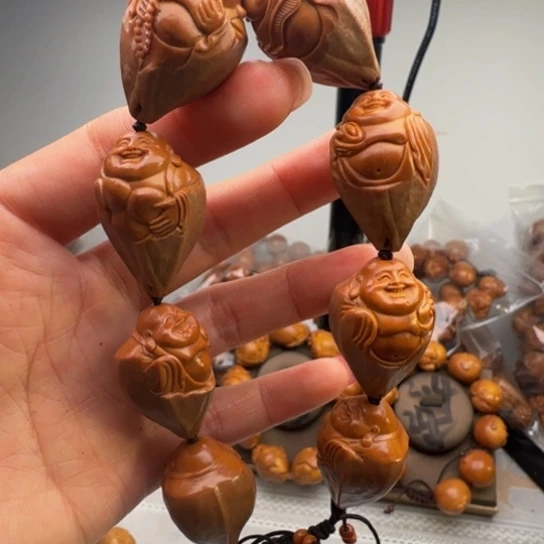 橄榄核手串橄榄雕工艺的