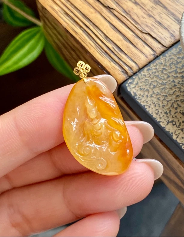 天然翡翠A货18k镶嵌冰黄悟道吊坠27/17/3