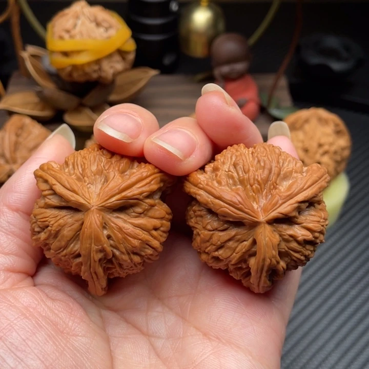 吊坠文玩核桃美**界白狮子42