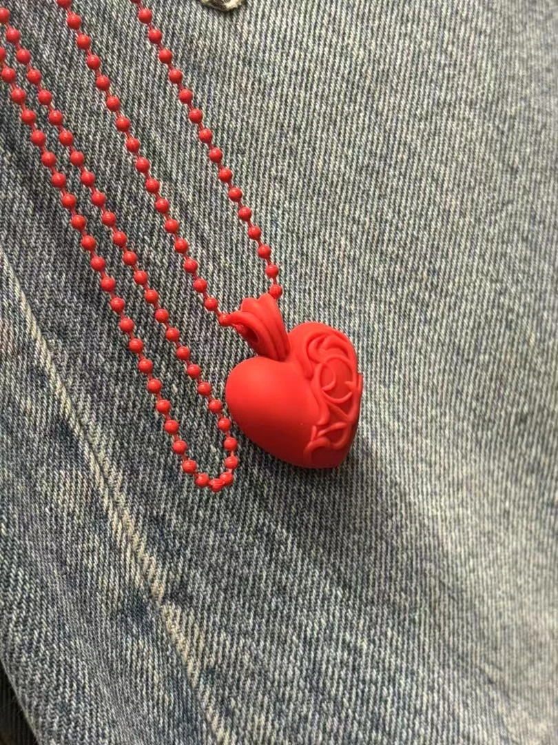 非金属树脂项链 CHROME HEARTS 树脂桃心