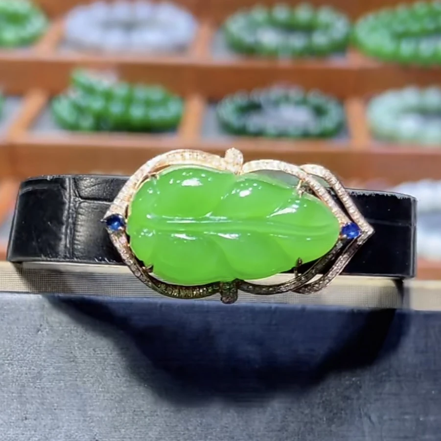 和田玉俄料碧玉苹果绿叶子手表18k金镶嵌