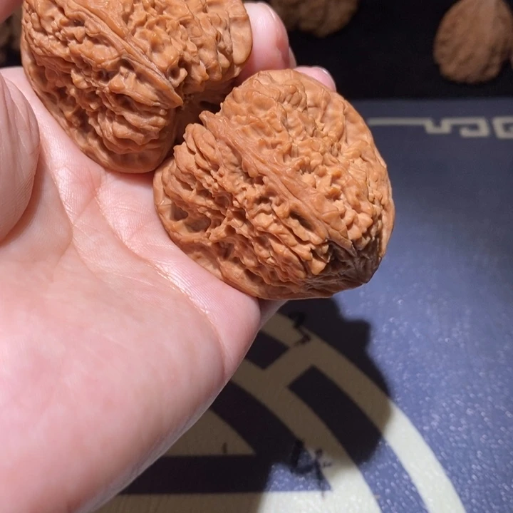 文玩核桃吊坠南疆石