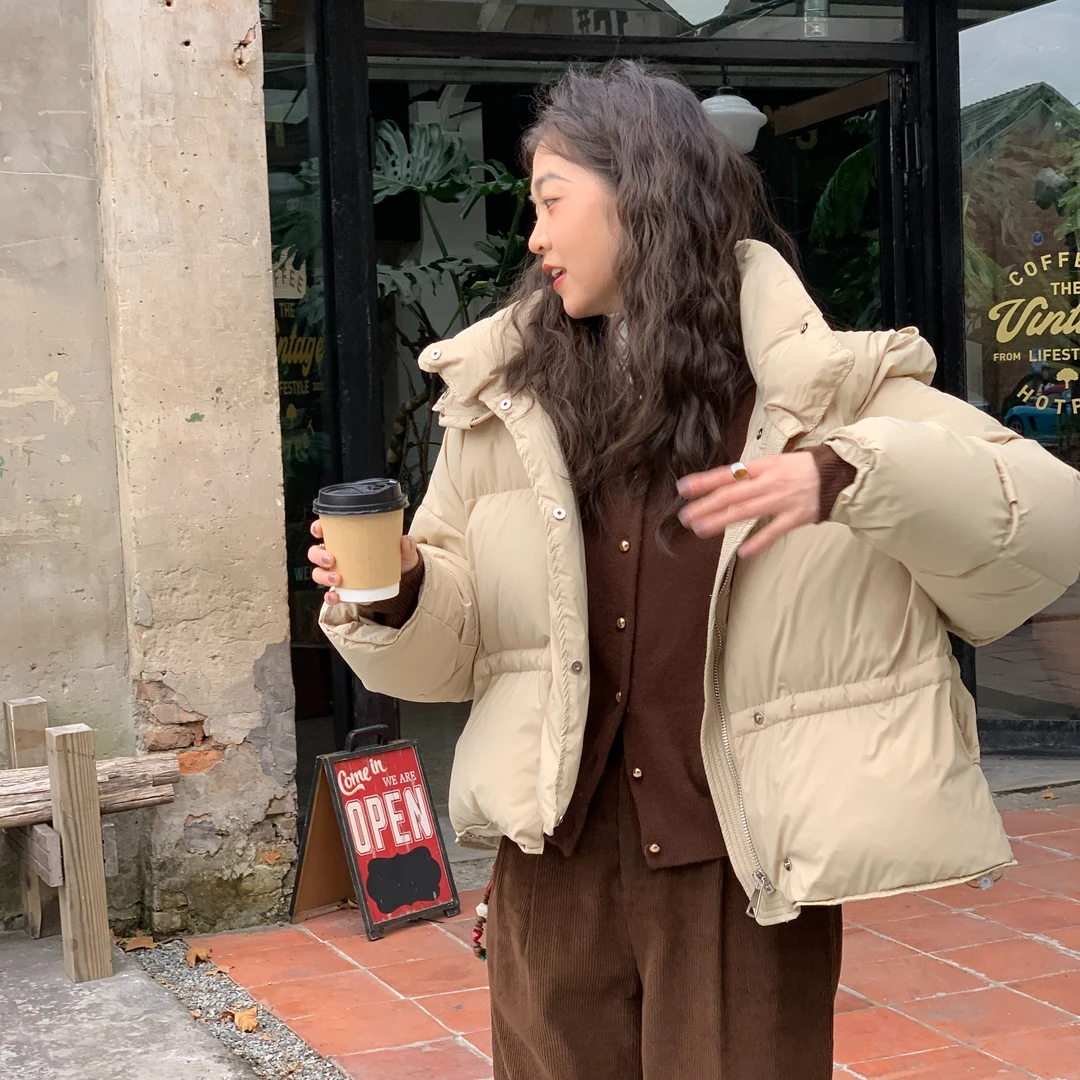 年终大促【1382】设计师保暖短款百搭连帽羽绒服女90白鸭绒冬季