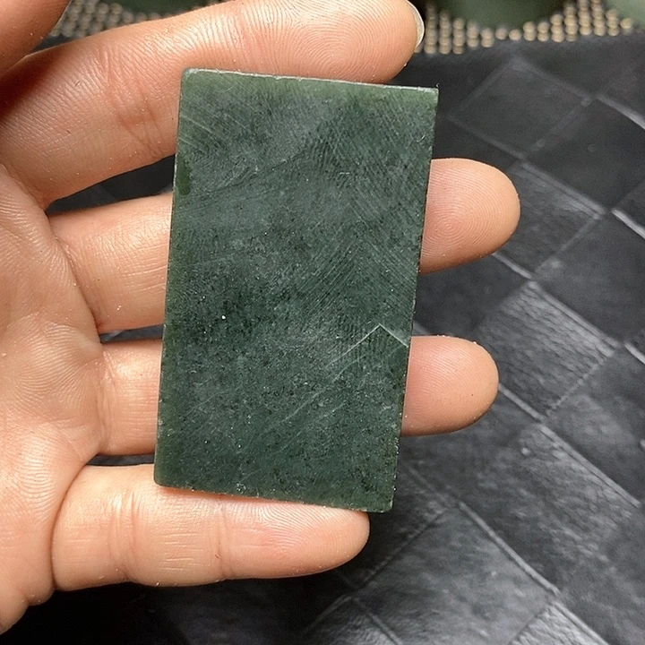 和田玉毛料未镶嵌