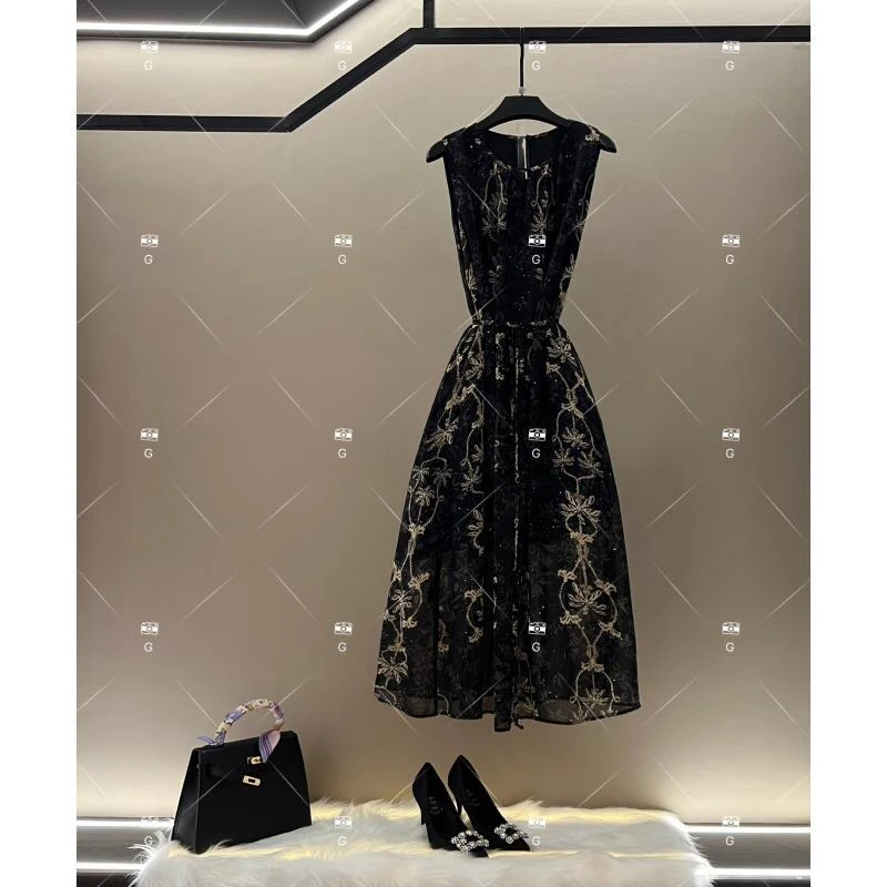 【倩倩】夏季新款复古时尚百搭印花无袖连衣裙 H-822