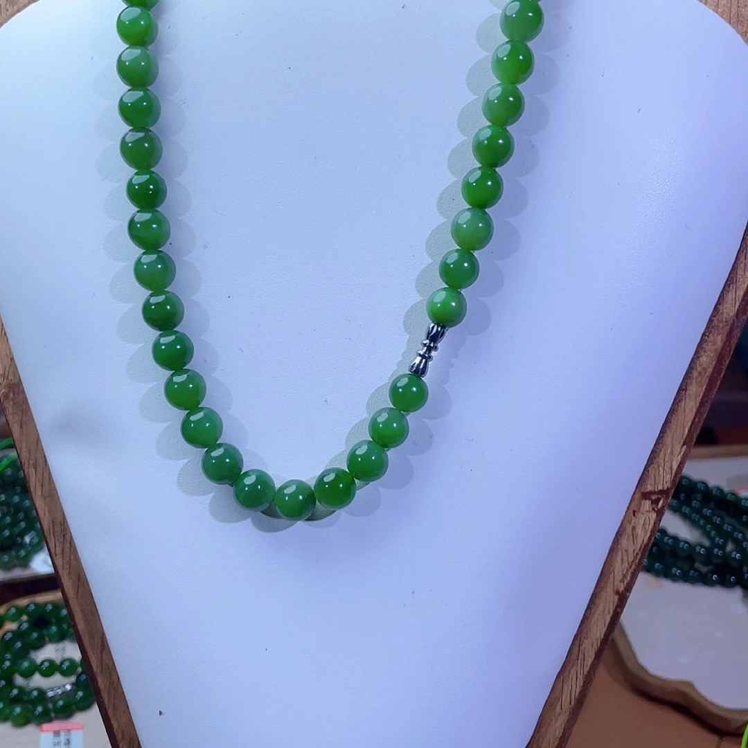 雨***旺和田玉（碧玉）未镶嵌颈饰10