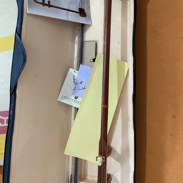 高端二胡配件齐全