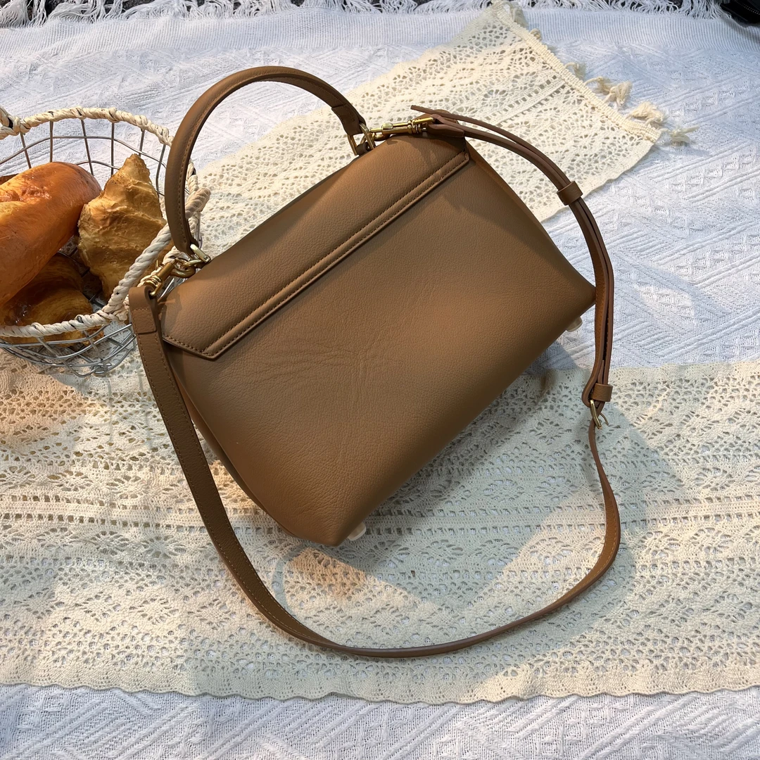 陈三北CC【凯信封】大号-26cm-牛皮-手提斜挎百搭女包